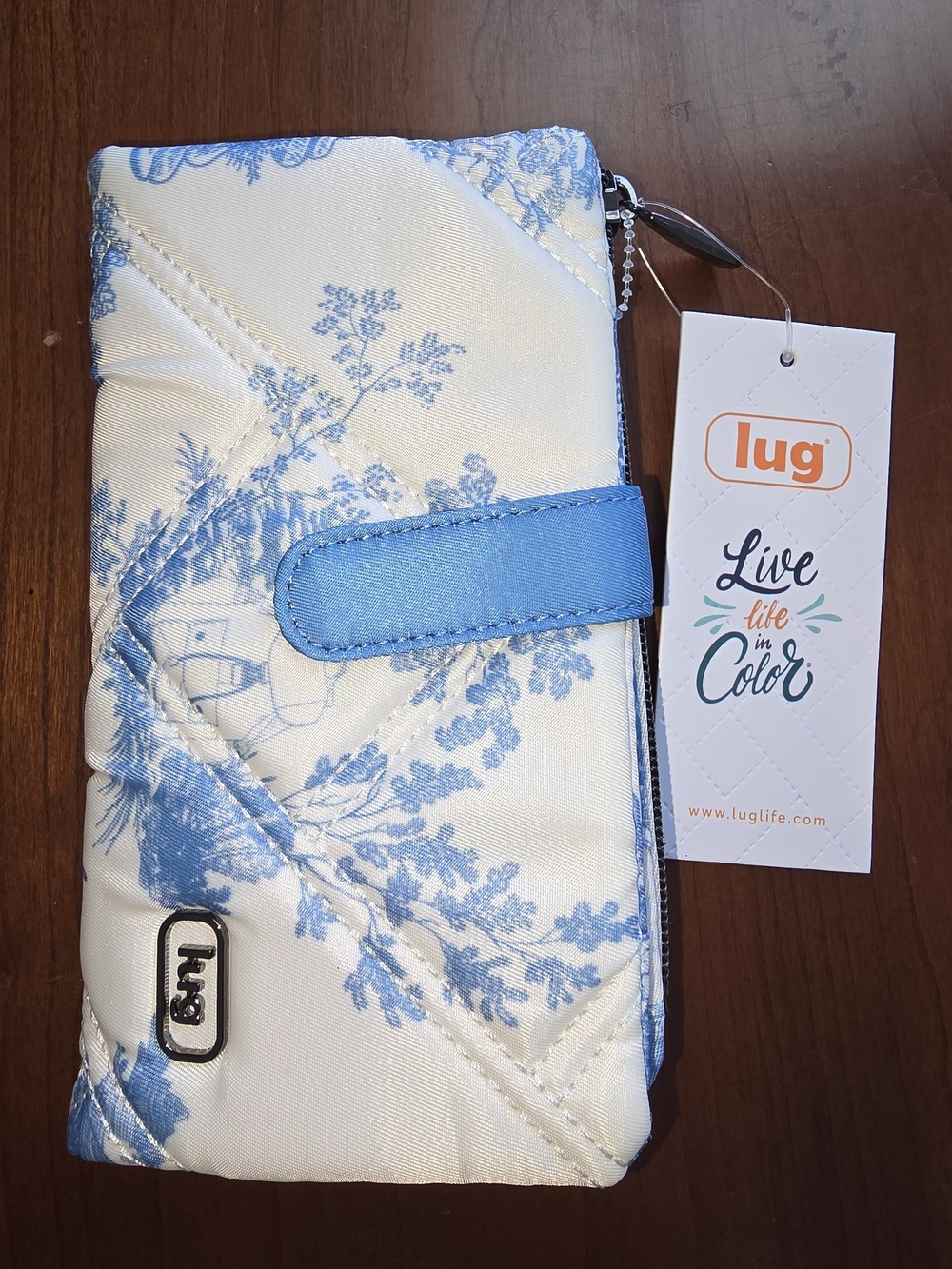 lug tram Blue and White Quilted Floral Wallet with Snap Strap, New with Tags!